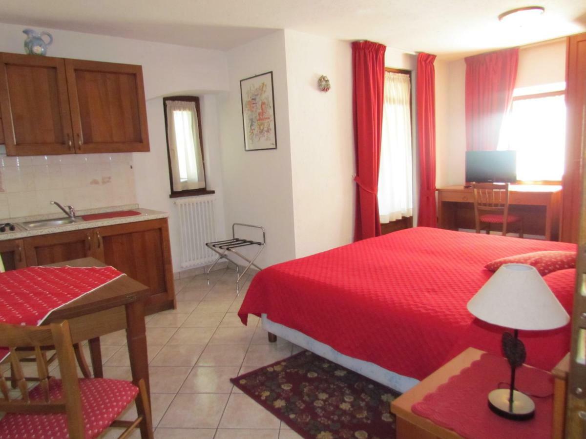 Residence Du Chateau Fenis Dış mekan fotoğraf